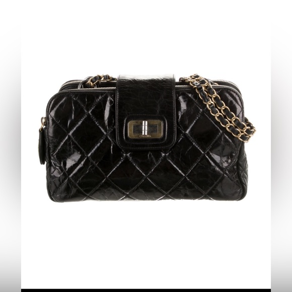 Authentic CHANEL LAMBSKIN shoulder/cross body bag & Certificate of authenticity - Picture 1 of 16